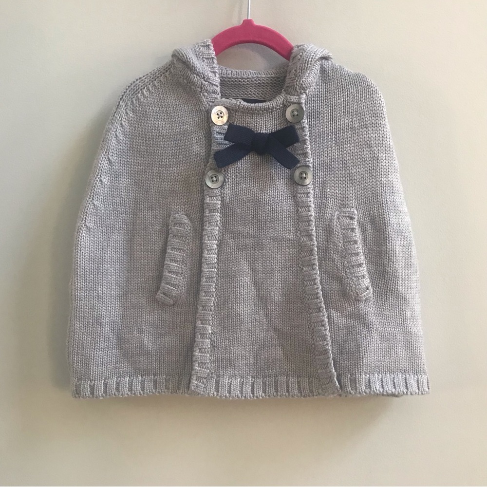 NWOT Jacadi Paris Gray Wool Blend Poncho, Size 18 Months.